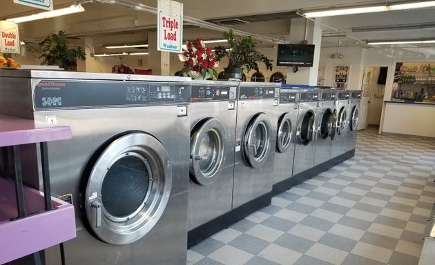 Photo of Valley Park Laundromat