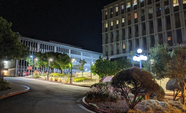 Photo of Medical Center Parking: Castro and Duboce