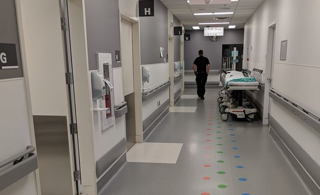 Photo of Hôpital Maisonneuve-Rosemont: Emergency Room