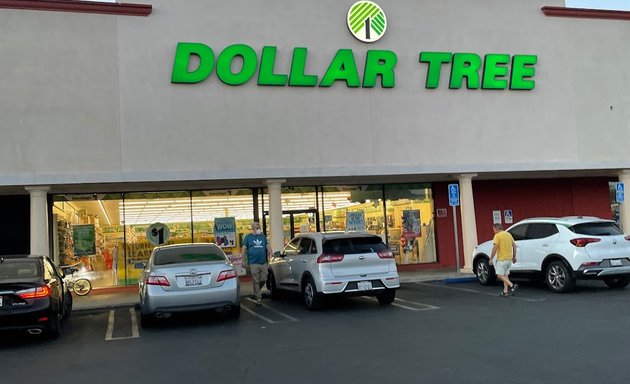 Photo of Dollar Tree