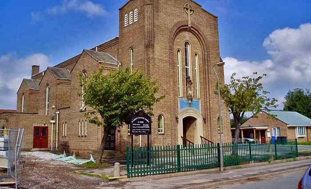 Photo of St Albans Catholic Church