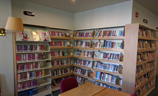 Photo of Toronto Public Library - Taylor Memorial Branch