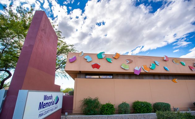 Photo of Woods Memorial Library