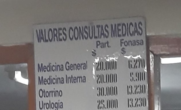 Foto de Centro Médico y Laboratorio Rätsel