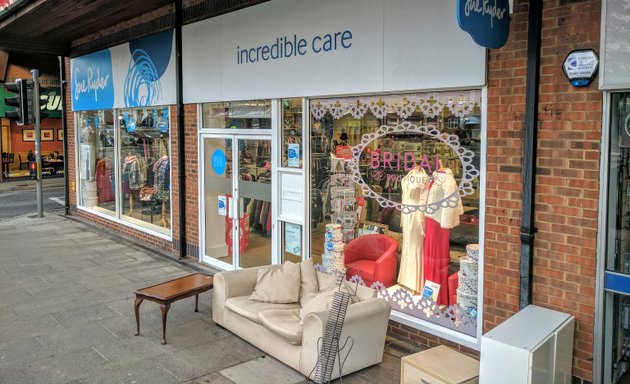 Photo of Sue Ryder