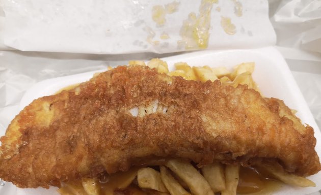 Photo of Toms fish & chips