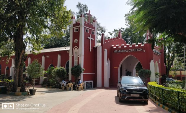 Photo of Memorial Church