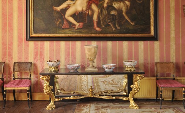 Photo of Villa Melrose Antiques