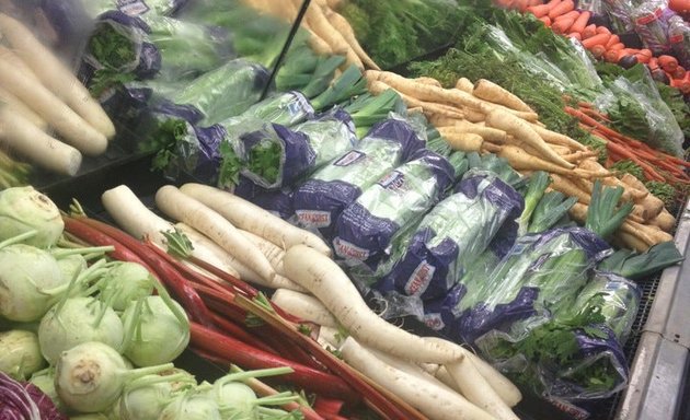 Photo of H&W Produce