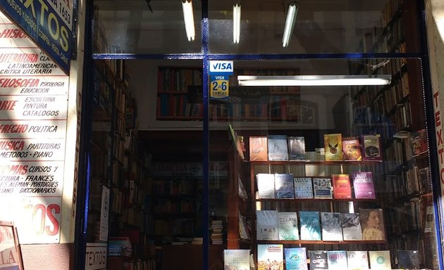 Foto de Librería Vila