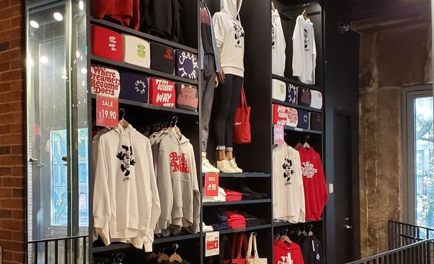 Photo of UNIQLO Faneuil Hall