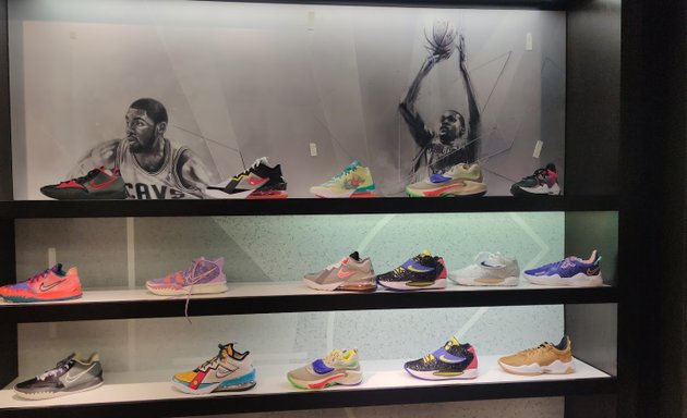 Photo of Foot Locker