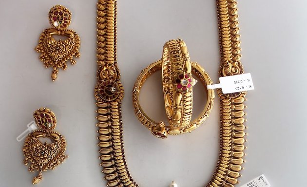 Photo of Daga Gems & Jewellery Pvt Ltd