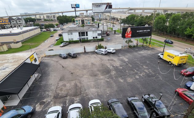 Photo of Hertz Car Rental - Houston - W. Luxury Rentals HLE