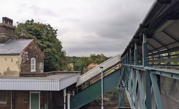 Photo of Mitcham Junction Train Station - Southern Railway