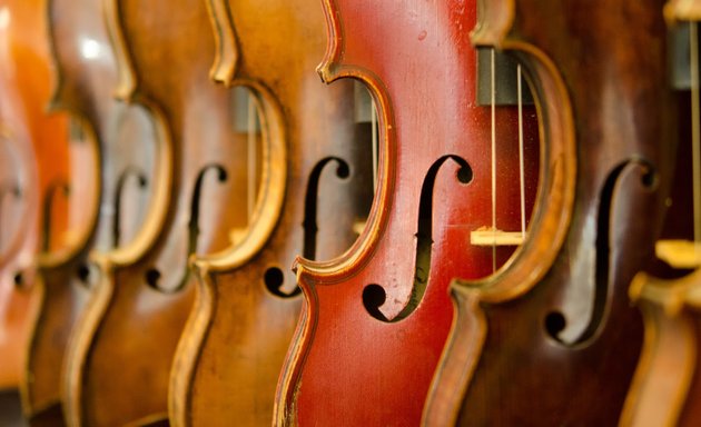 Photo de Pierre Jaffre Luthier