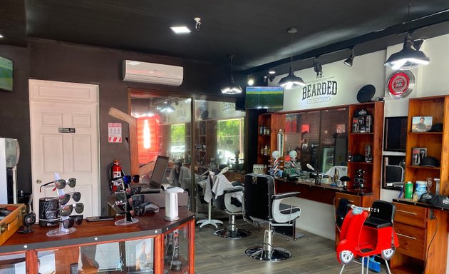 Foto de MR Bearded Barber Shop