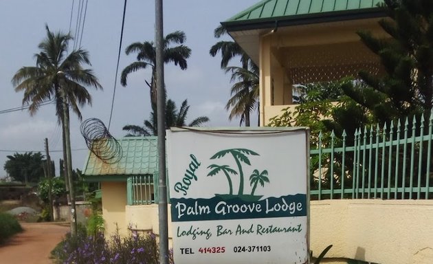 Photo of Royal Palm Groove Lodge