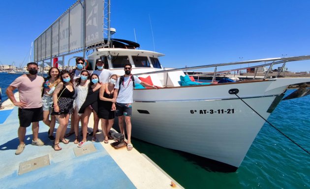 Foto de Oceane Boat Charter - Alquiler de barco en Alicante