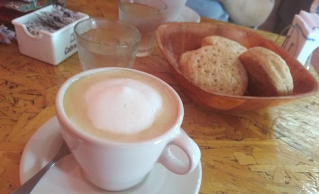 Foto de Panadería Fénix – Cafetería