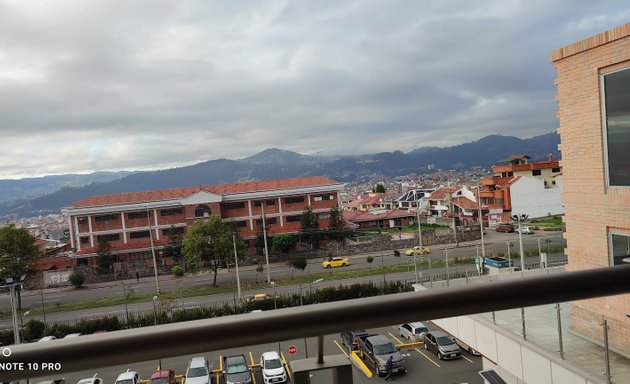 Foto de Facultad de Odontología - Universidad Católica de Cuenca