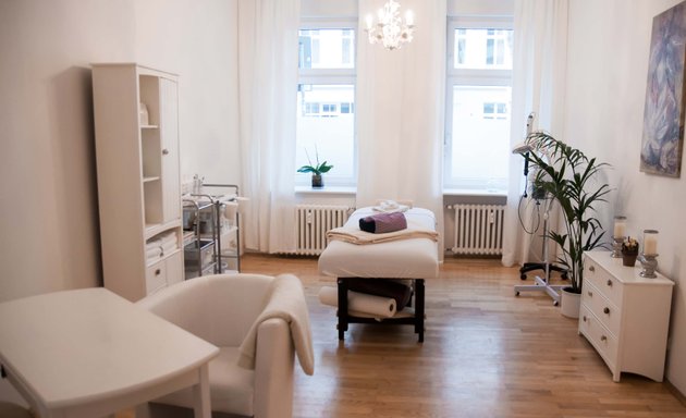 Foto von Violetta Braimovic Casa Naturalica – Privatpraxis für ästhetische Medizin und Frauenheilkunde