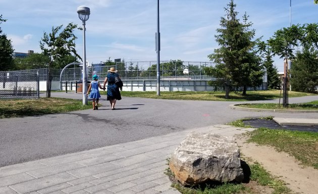 Photo of Universal sports field - François-Perrault