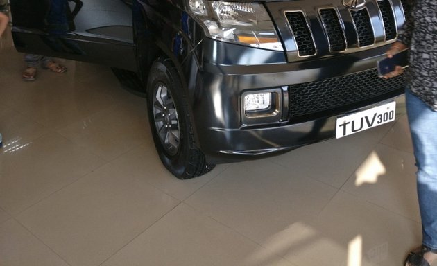 Photo of Mahindra Anant Cars