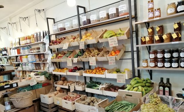 Foto de idoni - Tienda de alimentación ecológica, bio y de proximidad y comida eco para llevar.