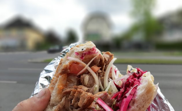 Foto von Falken Grill Döner