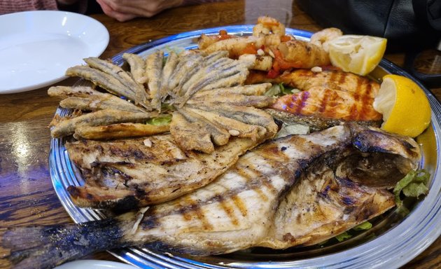 Foto von Istanbul Fisch Grill