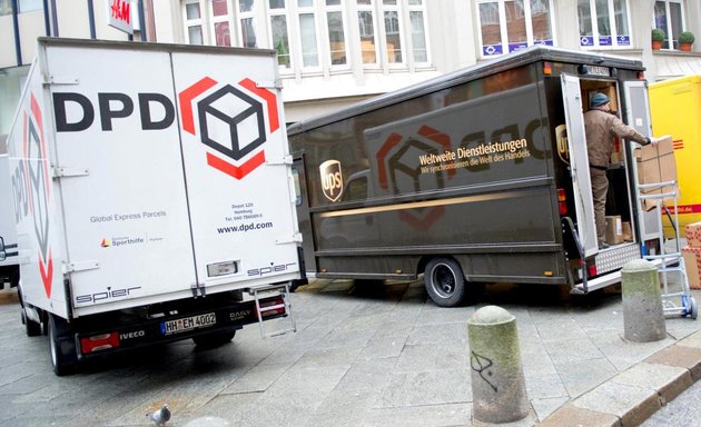 Foto von Mobil Point, Western Union, DHL, UPS..DPD...