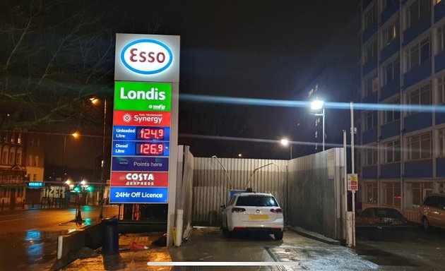 Photo of Esso Car Jet Wash