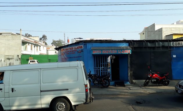 Foto de Moto Servicio Llanes