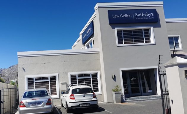 Photo of Lew Geffen | Sotheby's International Realty - Tokai Office