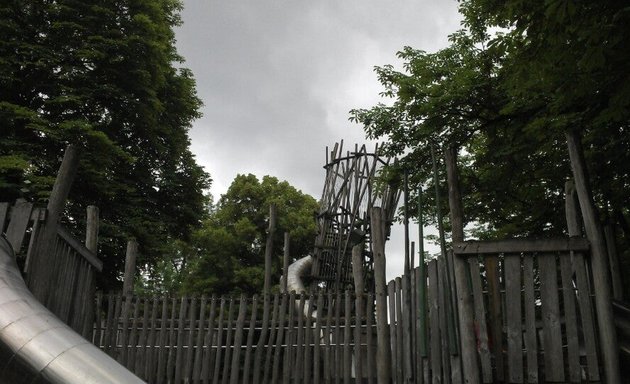 Foto von Abenteuer-Spielplatz