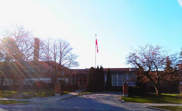 Photo of Crestwood Preparatory College