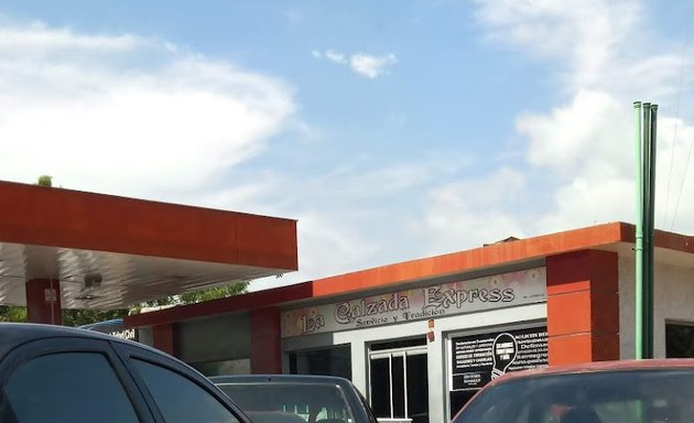 Foto de Estación de Servicios La Calzada