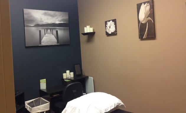 Photo of In Touch Chiropractic and Wellness Centre