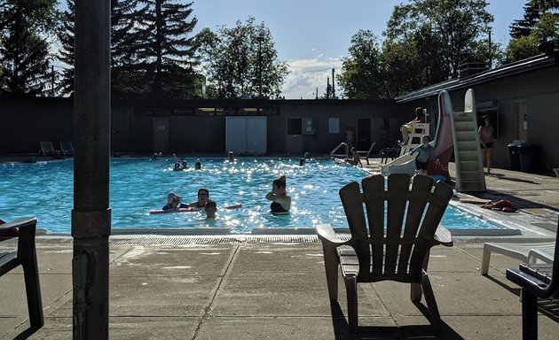 Photo of South Calgary Outdoor Pool