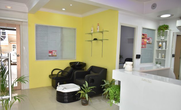 Photo of Retouch Slimcare - Slimming,skin,hair & Laser Wellness Centre