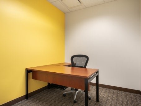 Photo of Regus - Indianapolis - River Crossing at Keystone (Office Suites Plus)