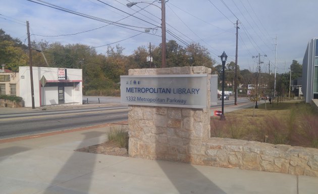 Photo of Metropolitan Library