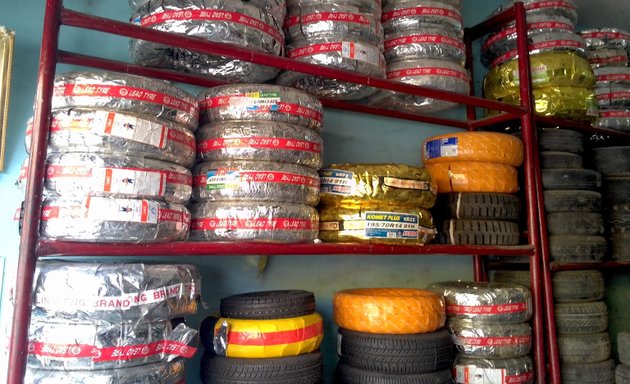 Photo of Sri Kanchi Kamakshi Tyres