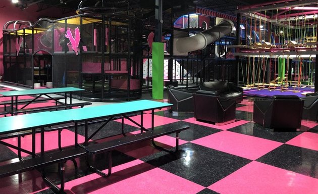 Photo of Flying Squirrel Trampoline Park