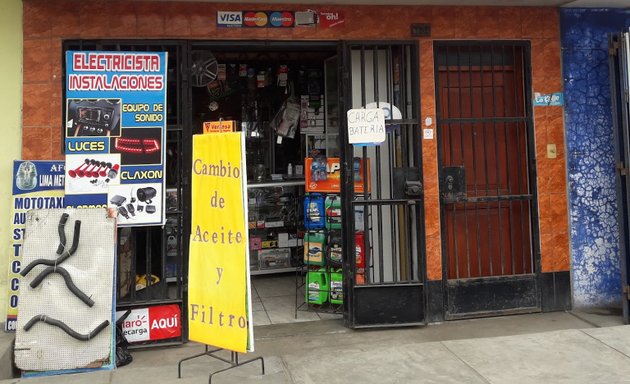 Foto de Venta De Repuestos Pimental