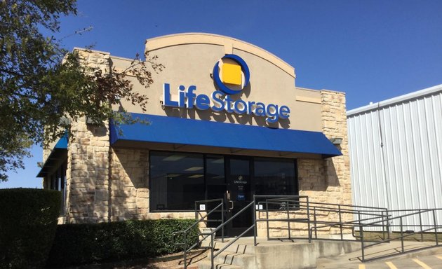 Photo of Life Storage - Dallas