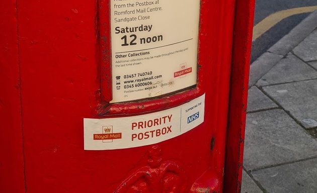 Photo of Broad St Priority Post Box - Royal Mail