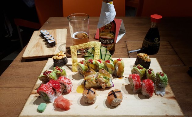 Foto de KOBE sushi & rolls - Mega Plaza Pradera