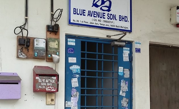 Photo of Blue Avenue